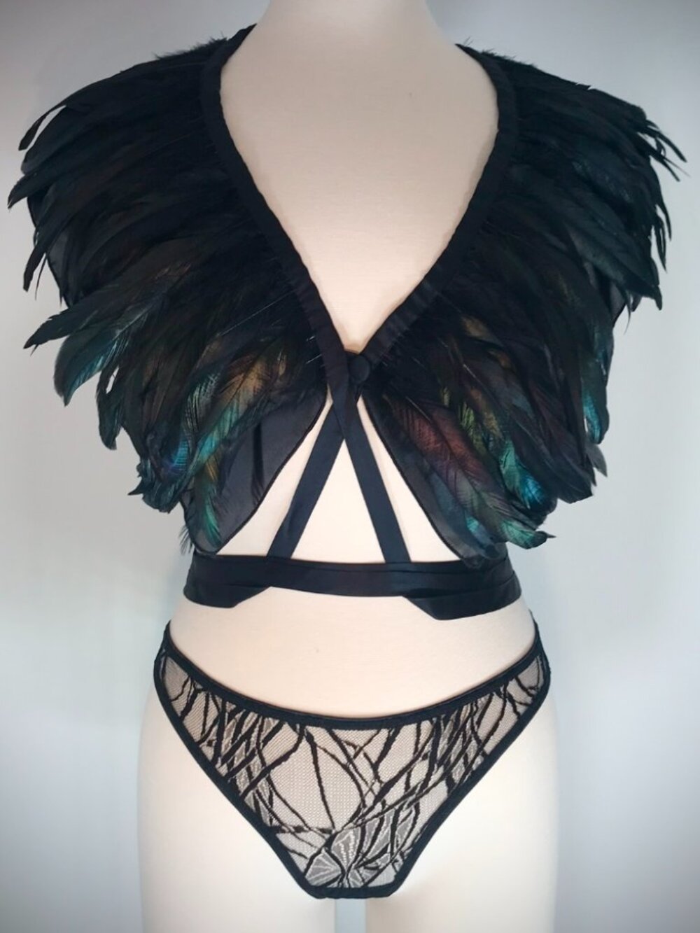Kiki De Montparnasse Siren Capelet